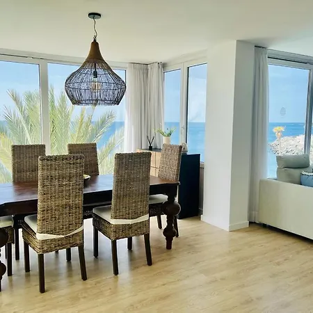 Sunset Ocean View Apartment *