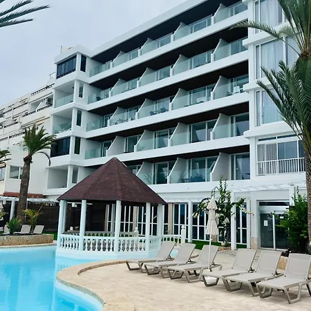 Sunset Ocean View Apartment *